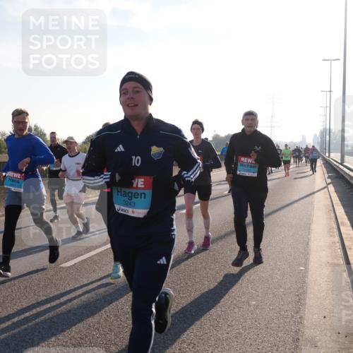 03.10.2025 - Köhlbrandbrückenlauf Fabian Wolf http://msf.ph/oto/8997296 03.10.2025 09:14:36 Position 3 2801, 10, 3243, 1133 meine-sportfotos.de