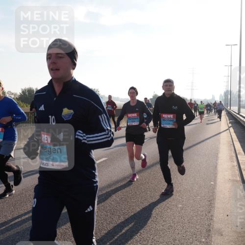 03.10.2025 - Köhlbrandbrückenlauf Fabian Wolf http://msf.ph/oto/8997299 03.10.2025 09:14:37 Position 3 2801, 10, 3243, 1133 meine-sportfotos.de