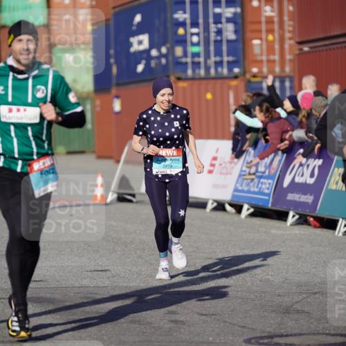 03.10.2025 - Köhlbrandbrückenlauf Michael Burmester http://msf.ph/oto/8997377 03.10.2025 10:01:34 Ziel 1043, 1279, 1396, 1526, 2694, 2857, 2979, 3403, 3568, 3813 meine-sportfotos.de