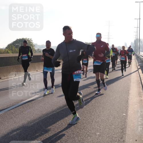 03.10.2025 - Köhlbrandbrückenlauf Fabian Wolf http://msf.ph/oto/8997416 03.10.2025 09:14:50 Position 3  meine-sportfotos.de