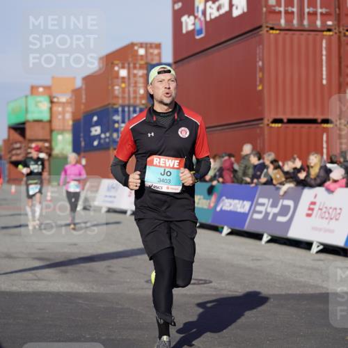 03.10.2025 - Köhlbrandbrückenlauf Michael Burmester http://msf.ph/oto/8997424 03.10.2025 10:01:41 Ziel 1043, 1165, 1284, 1526, 2694, 2857, 2979, 3263, 3264, 3403 meine-sportfotos.de