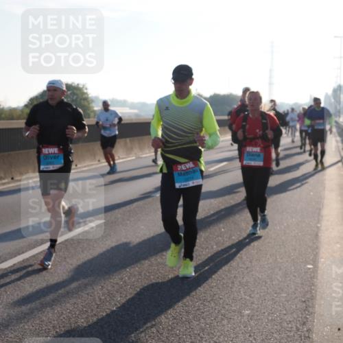 03.10.2025 - Köhlbrandbrückenlauf Fabian Wolf http://msf.ph/oto/8997450 03.10.2025 09:14:53 Position 3 3514 meine-sportfotos.de