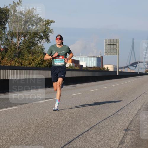03.10.2025 - Köhlbrandbrückenlauf Luisa Fischer http://msf.ph/oto/8997460 03.10.2025 10:34:55 Position 3 1008 meine-sportfotos.de