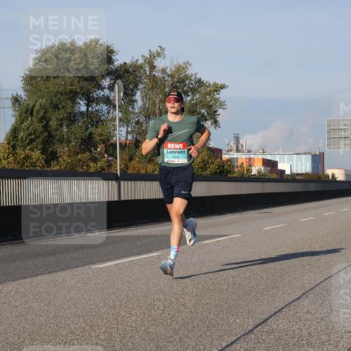 03.10.2025 - Köhlbrandbrückenlauf Luisa Fischer http://msf.ph/oto/8997465 03.10.2025 10:34:56 Position 3 1008 meine-sportfotos.de