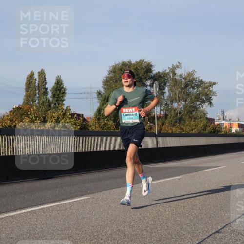 03.10.2025 - Köhlbrandbrückenlauf Luisa Fischer http://msf.ph/oto/8997470 03.10.2025 10:34:57 Position 3 1008 meine-sportfotos.de