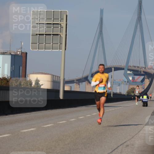 03.10.2025 - Köhlbrandbrückenlauf Luisa Fischer http://msf.ph/oto/8997480 03.10.2025 10:35:06 Position 3  meine-sportfotos.de