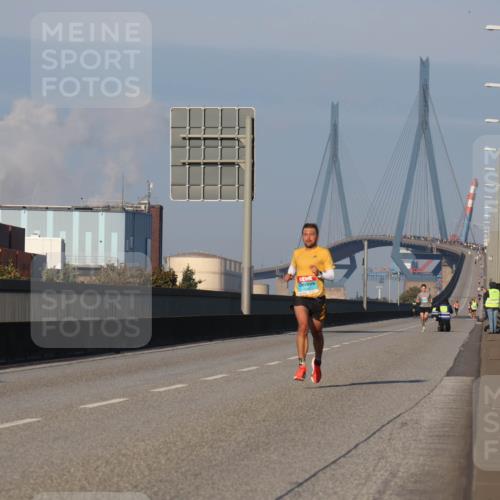 03.10.2025 - Köhlbrandbrückenlauf Luisa Fischer http://msf.ph/oto/8997489 03.10.2025 10:35:07 Position 3  meine-sportfotos.de