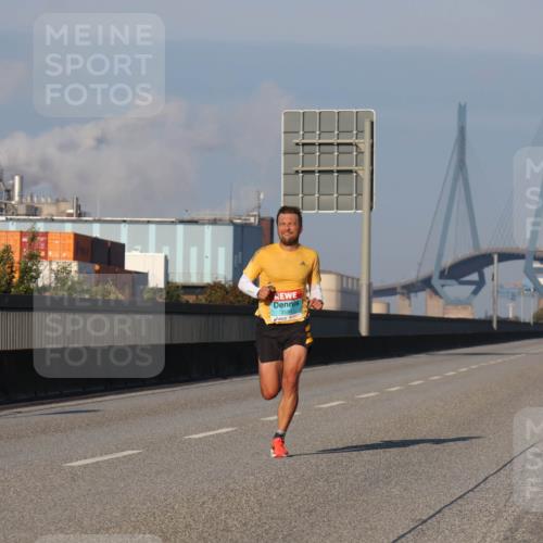 03.10.2025 - Köhlbrandbrückenlauf Luisa Fischer http://msf.ph/oto/8997507 03.10.2025 10:35:09 Position 3 3590 meine-sportfotos.de