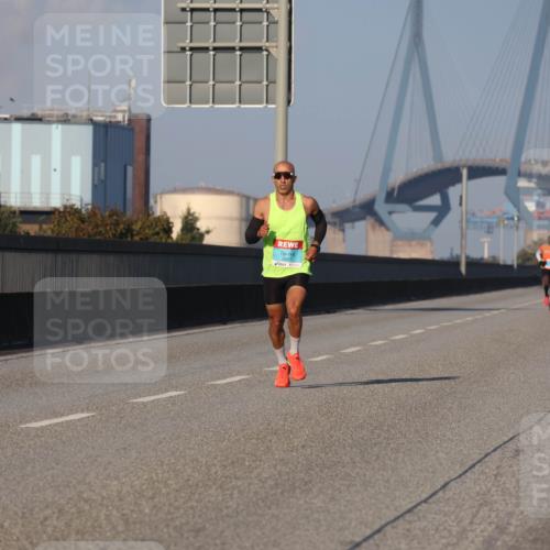 03.10.2025 - Köhlbrandbrückenlauf Luisa Fischer http://msf.ph/oto/8997570 03.10.2025 10:35:59 Position 3  meine-sportfotos.de