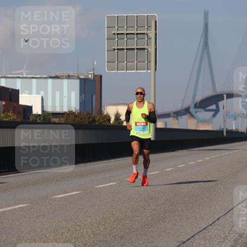 03.10.2025 - Köhlbrandbrückenlauf Luisa Fischer http://msf.ph/oto/8997576 03.10.2025 10:36:00 Position 3  meine-sportfotos.de