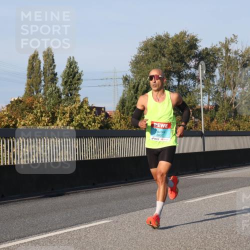03.10.2025 - Köhlbrandbrückenlauf Luisa Fischer http://msf.ph/oto/8997625 03.10.2025 10:36:06 Position 3 3807 meine-sportfotos.de