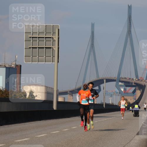 03.10.2025 - Köhlbrandbrückenlauf Luisa Fischer http://msf.ph/oto/8997643 03.10.2025 10:36:14 Position 3  meine-sportfotos.de