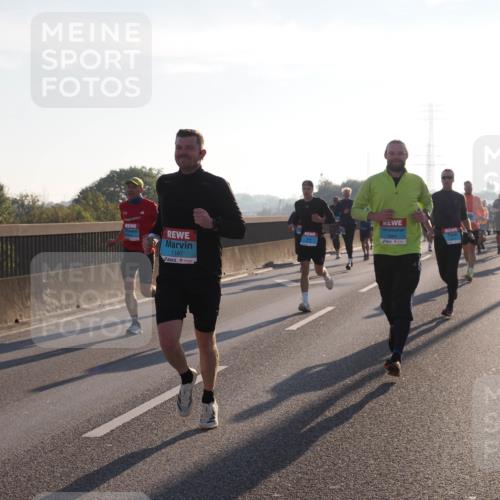 03.10.2025 - Köhlbrandbrückenlauf Fabian Wolf http://msf.ph/oto/8997653 03.10.2025 09:15:10 Position 3 14, 1197, 2889 meine-sportfotos.de