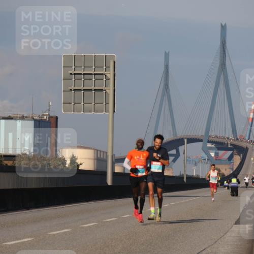 03.10.2025 - Köhlbrandbrückenlauf Luisa Fischer http://msf.ph/oto/8997654 03.10.2025 10:36:16 Position 3  meine-sportfotos.de