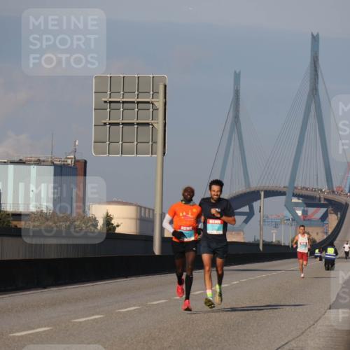 03.10.2025 - Köhlbrandbrückenlauf Luisa Fischer http://msf.ph/oto/8997657 03.10.2025 10:36:16 Position 3  meine-sportfotos.de