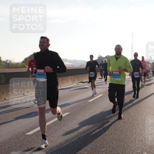 03.10.2025 - Köhlbrandbrückenlauf Fabian Wolf http://msf.ph/oto/8997660 03.10.2025 09:15:11 Position 3 154, 1197, 2889 meine-sportfotos.de