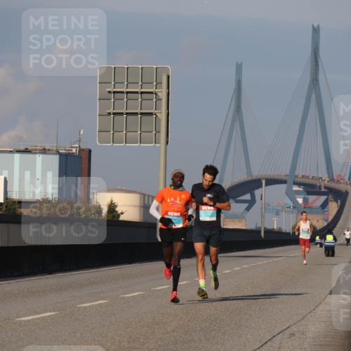 03.10.2025 - Köhlbrandbrückenlauf Luisa Fischer http://msf.ph/oto/8997662 03.10.2025 10:36:17 Position 3  meine-sportfotos.de