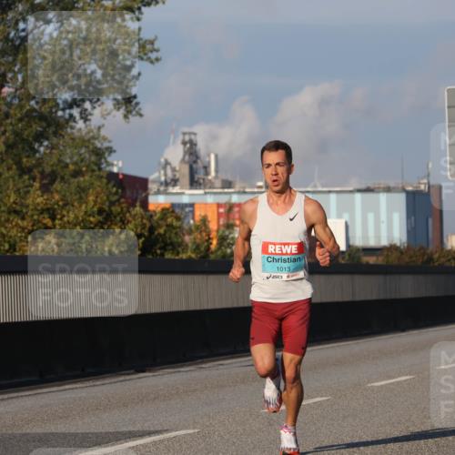 03.10.2025 - Köhlbrandbrückenlauf Luisa Fischer http://msf.ph/oto/8997750 03.10.2025 10:36:35 Position 3 1013 meine-sportfotos.de