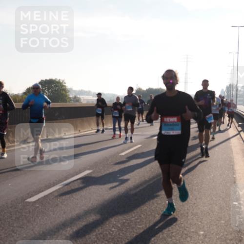 03.10.2025 - Köhlbrandbrückenlauf Fabian Wolf http://msf.ph/oto/8997751 03.10.2025 09:15:16 Position 3  meine-sportfotos.de