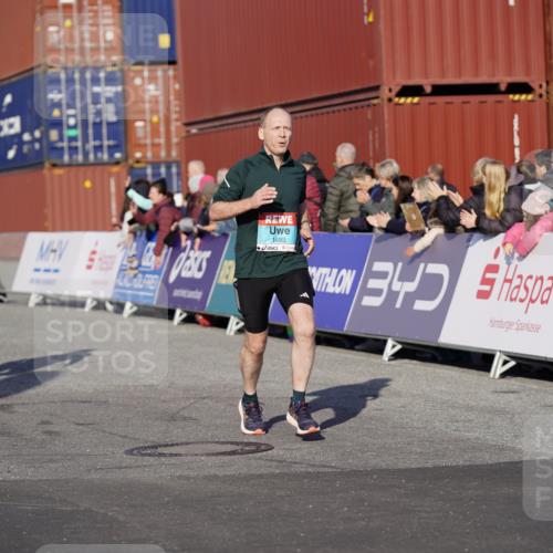 03.10.2025 - Köhlbrandbrückenlauf Michael Burmester http://msf.ph/oto/8997793 03.10.2025 10:02:10 Ziel 1219, 1292, 1357, 1493, 1504, 1966, 3165, 3495, 3806 meine-sportfotos.de