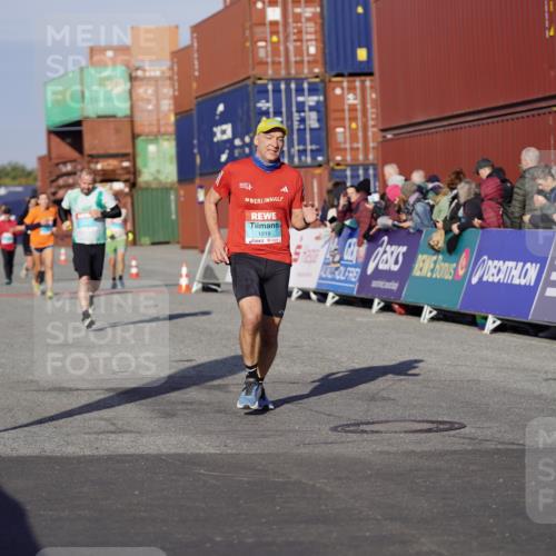 03.10.2025 - Köhlbrandbrückenlauf Michael Burmester http://msf.ph/oto/8997808 03.10.2025 10:02:11 Ziel 1219, 1292, 1357, 1493, 1966, 3165, 3806 meine-sportfotos.de