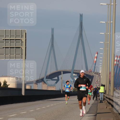 03.10.2025 - Köhlbrandbrückenlauf Luisa Fischer http://msf.ph/oto/8997816 03.10.2025 10:37:18 Position 3  meine-sportfotos.de