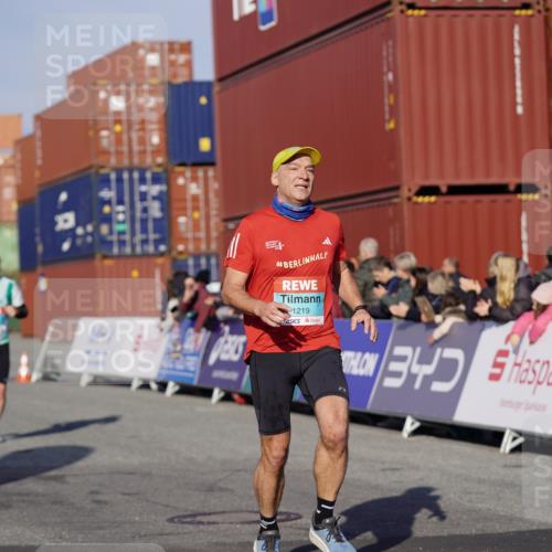 03.10.2025 - Köhlbrandbrückenlauf Michael Burmester http://msf.ph/oto/8997826 03.10.2025 10:02:12 Ziel 1219, 1292, 1493, 1966, 2849, 3165, 3806 meine-sportfotos.de