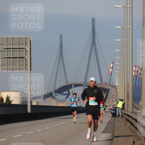 03.10.2025 - Köhlbrandbrückenlauf Luisa Fischer http://msf.ph/oto/8997836 03.10.2025 10:37:20 Position 3  meine-sportfotos.de