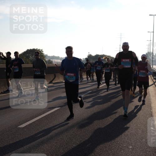 03.10.2025 - Köhlbrandbrückenlauf Fabian Wolf http://msf.ph/oto/8997851 03.10.2025 09:15:21 Position 3 1247, 2777 meine-sportfotos.de