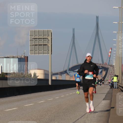 03.10.2025 - Köhlbrandbrückenlauf Luisa Fischer http://msf.ph/oto/8997855 03.10.2025 10:37:21 Position 3  meine-sportfotos.de