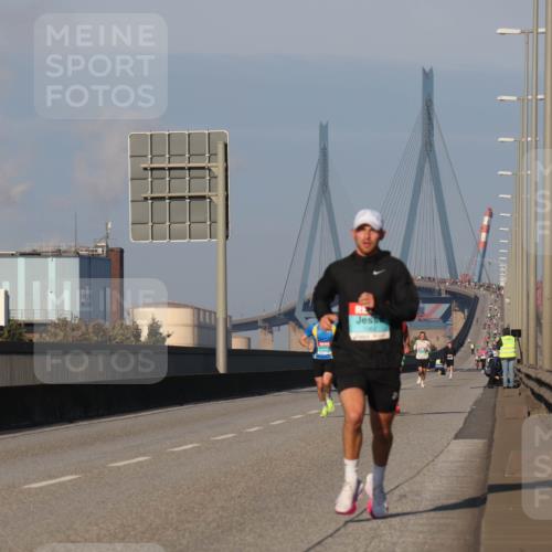 03.10.2025 - Köhlbrandbrückenlauf Luisa Fischer http://msf.ph/oto/8997863 03.10.2025 10:37:22 Position 3 1062 meine-sportfotos.de