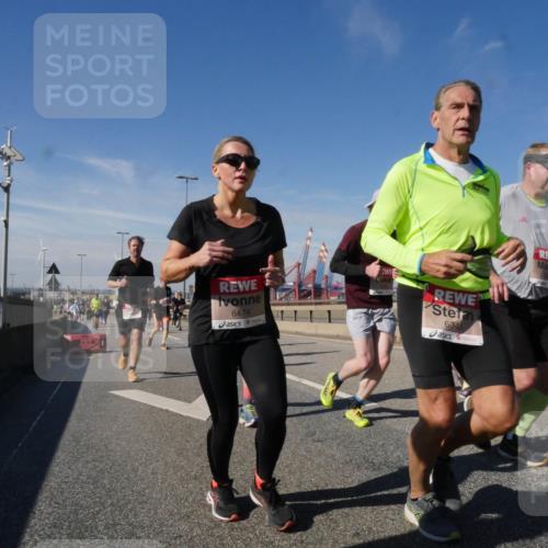 03.10.2025 - Köhlbrandbrückenlauf Matties Gatica Varas http://msf.ph/oto/8997883 03.10.2025 12:49:27 Position 2 6474, 634 meine-sportfotos.de