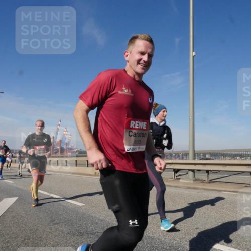 03.10.2025 - Köhlbrandbrückenlauf Matties Gatica Varas http://msf.ph/oto/8997912 03.10.2025 12:49:30 Position 2 6153 meine-sportfotos.de