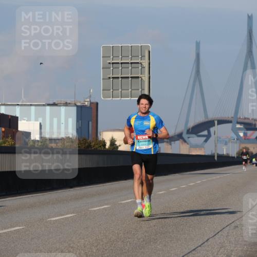 03.10.2025 - Köhlbrandbrückenlauf Luisa Fischer http://msf.ph/oto/8997933 03.10.2025 10:37:30 Position 3 3 meine-sportfotos.de