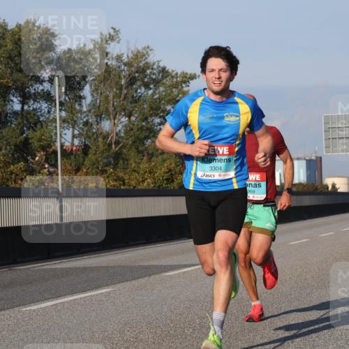 03.10.2025 - Köhlbrandbrückenlauf Luisa Fischer http://msf.ph/oto/8997976 03.10.2025 10:37:35 Position 3 3304, 968 meine-sportfotos.de
