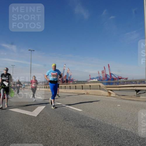 03.10.2025 - Köhlbrandbrückenlauf Matties Gatica Varas http://msf.ph/oto/8997999 03.10.2025 12:49:40 Position 2  meine-sportfotos.de