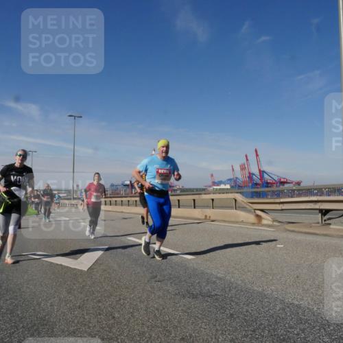03.10.2025 - Köhlbrandbrückenlauf Matties Gatica Varas http://msf.ph/oto/8998003 03.10.2025 12:49:40 Position 2  meine-sportfotos.de
