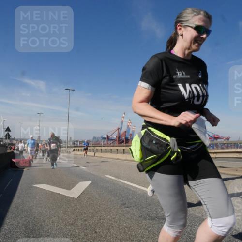 03.10.2025 - Köhlbrandbrückenlauf Matties Gatica Varas http://msf.ph/oto/8998017 03.10.2025 12:49:42 Position 2  meine-sportfotos.de