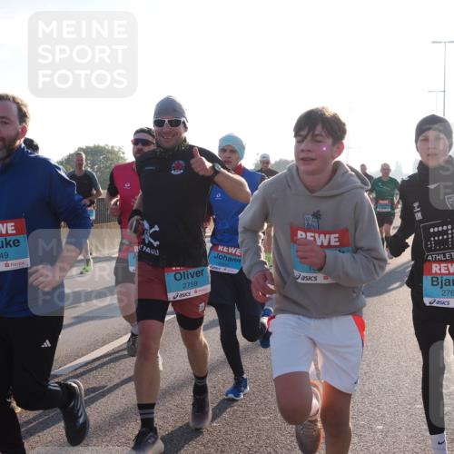 03.10.2025 - Köhlbrandbrückenlauf Fabian Wolf http://msf.ph/oto/8998066 03.10.2025 09:15:28 Position 3 1249, 23, 2759, 2955, 2760 meine-sportfotos.de