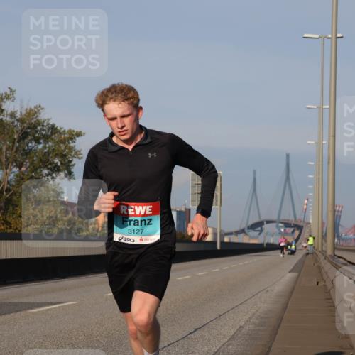 03.10.2025 - Köhlbrandbrückenlauf Luisa Fischer http://msf.ph/oto/8998075 03.10.2025 10:38:06 Position 3 3127 meine-sportfotos.de
