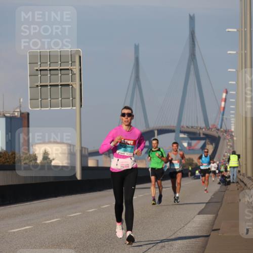 03.10.2025 - Köhlbrandbrückenlauf Luisa Fischer http://msf.ph/oto/8998097 03.10.2025 10:38:25 Position 3 3203, 3203 meine-sportfotos.de