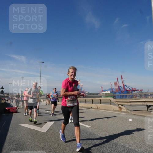 03.10.2025 - Köhlbrandbrückenlauf Matties Gatica Varas http://msf.ph/oto/8998146 03.10.2025 12:49:59 Position 2 6649 meine-sportfotos.de