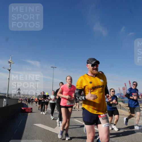 03.10.2025 - Köhlbrandbrückenlauf Matties Gatica Varas http://msf.ph/oto/8998170 03.10.2025 12:50:02 Position 2 4139, 59 meine-sportfotos.de