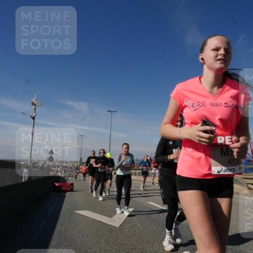 03.10.2025 - Köhlbrandbrückenlauf Matties Gatica Varas http://msf.ph/oto/8998177 03.10.2025 12:50:03 Position 2 4139, 2 meine-sportfotos.de