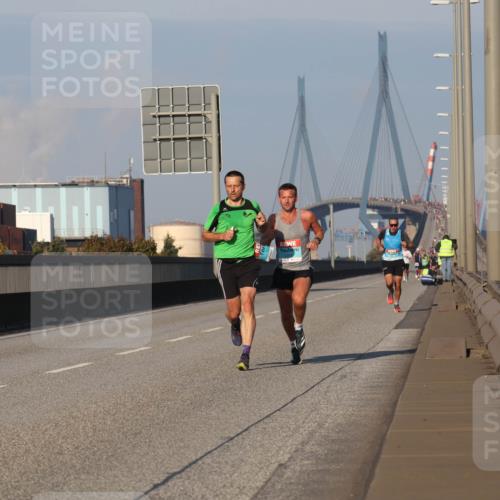 03.10.2025 - Köhlbrandbrückenlauf Luisa Fischer http://msf.ph/oto/8998183 03.10.2025 10:38:32 Position 3  meine-sportfotos.de
