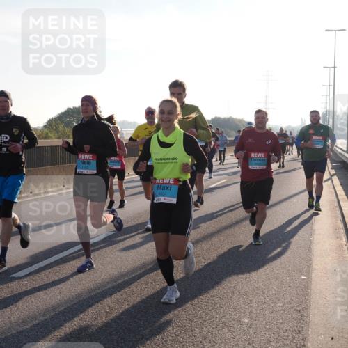 03.10.2025 - Köhlbrandbrückenlauf Fabian Wolf http://msf.ph/oto/8998203 03.10.2025 09:15:41 Position 3 1152, 2024, 3454 meine-sportfotos.de