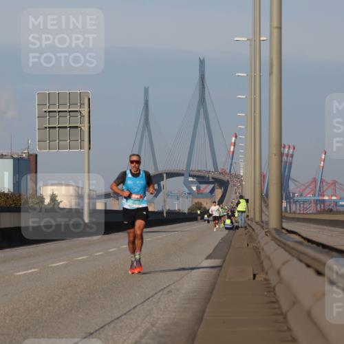 03.10.2025 - Köhlbrandbrückenlauf Luisa Fischer http://msf.ph/oto/8998228 03.10.2025 10:38:39 Position 3  meine-sportfotos.de