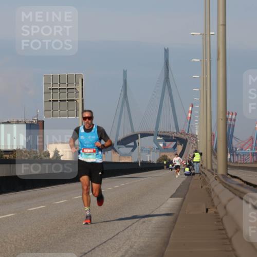03.10.2025 - Köhlbrandbrückenlauf Luisa Fischer http://msf.ph/oto/8998248 03.10.2025 10:38:41 Position 3  meine-sportfotos.de
