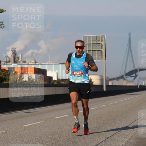 03.10.2025 - Köhlbrandbrückenlauf Luisa Fischer http://msf.ph/oto/8998270 03.10.2025 10:38:43 Position 3 1041 meine-sportfotos.de