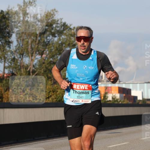 03.10.2025 - Köhlbrandbrückenlauf Luisa Fischer http://msf.ph/oto/8998286 03.10.2025 10:38:45 Position 3 1041 meine-sportfotos.de